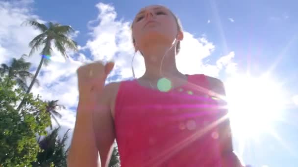 Correr Mujer, Entrenamiento, Correr, Fitness y Pérdida de Peso — Vídeo de stock