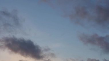 Yağışlı akşamlar hareket zaman atlamalı bulutlar