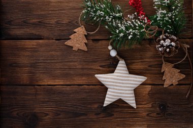 Yeni yıl 2021 yassı. Noel kartı. Şenlik tasarımı için tasarım. Şenlik düzeni. Kış tatili atmosferi