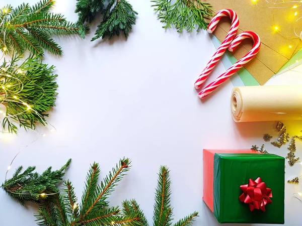 Un endroit pour envelopper vos cadeaux de Noël de vos propres mains — Photo