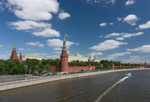 Moscou. Sur le bateau avec des hydroptères du Kremlin — Photo