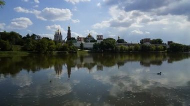 Novodevichy Manastırı yaz bulut gündüz