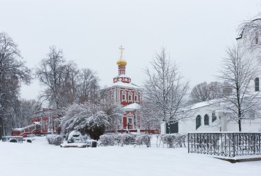 Moskova. Sabah Novodevichy Monastery yakınındaki.