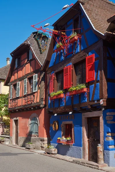 Ruta del vino de viaje en Francia. La route des vins . —  Fotos de Stock