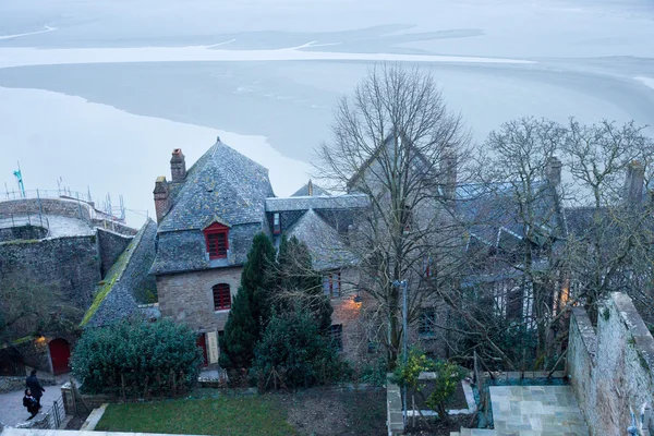 Francja. Mont Saint-Michel w zimie. — Zdjęcie stockowe