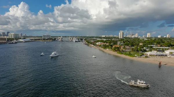 Lauderdale Usa Widok Statku Wycieczkowego Port Everglades Lauderdale Floryda Kanału — Zdjęcie stockowe