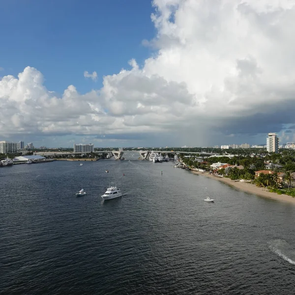 Lauderdale Usa Widok Statku Wycieczkowego Port Everglades Lauderdale Floryda Kanału — Zdjęcie stockowe