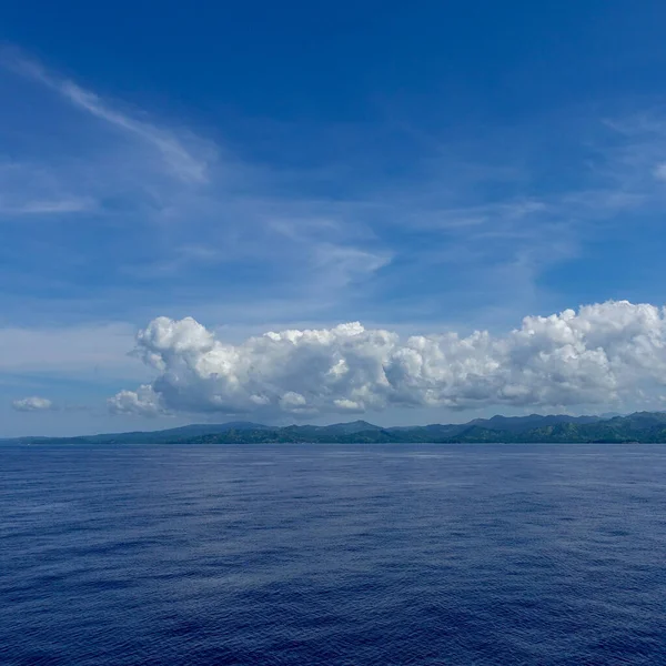 Haití Nebulosa Montañosa Costa Isla Caribeña Haití Mientras Crucero Navega —  Fotos de Stock