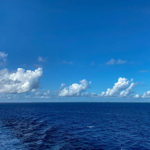 Half Moon Cay Bahamas Holland America Line Zuiderdam Cruise Ship — 스톡 사진