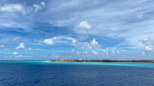 Aruba Una Vista Costa Aruba Desde Crucero Que Llega Puerto — Foto de Stock