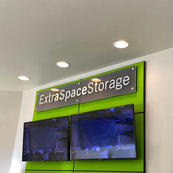 Seattle Usa Marzo 2020 Letrero Vestíbulo Del Extra Space Storage — Foto de Stock