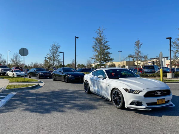 Orlando États Unis 1Er Mars 2020 Voitures Volant Une Voiture — Photo