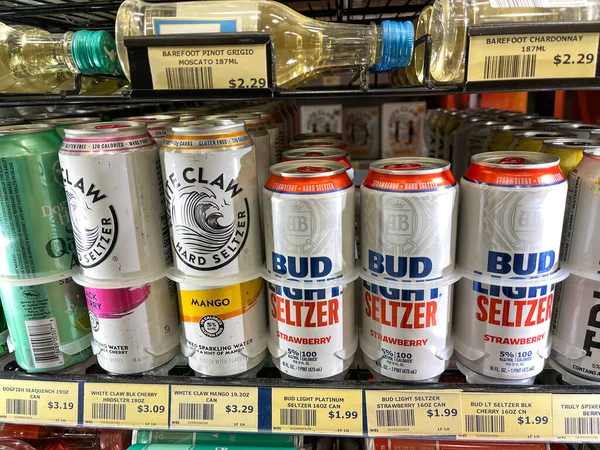Orlando Usa January 2021 Cans Bud Light Seltzer White Claw — 스톡 사진