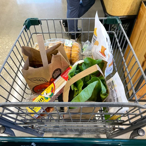 Orlando Usa January 2021 Grocery Cart Groceries Whole Foods Market — 스톡 사진
