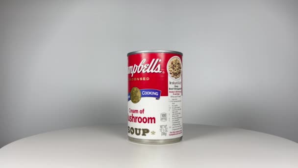 Orlando Usa Července 2021 Plechovka Campbells Cream Mushroom Soup Otáčí — Stock video