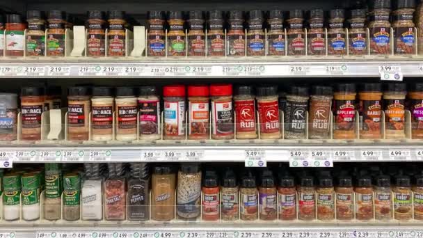 Orlando Usa February 2020 Zooming Spice Aisle Publix Grocery Store — Stock Video