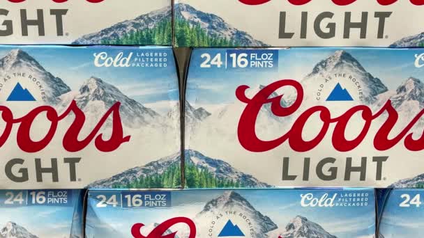 Orlando Usa Lutego 2020 Panning Right Cases Coors Light Beer — Wideo stockowe