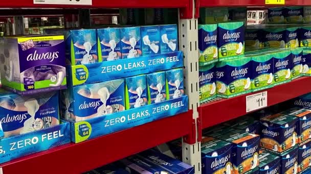 Orlando Usa February 2020 Zooming Out Tampon Always Feminine Hygiene — Stock Video