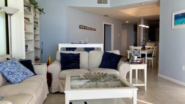 Zbliżenie Salon Mieszkania Plaży Florydzie — Wideo stockowe