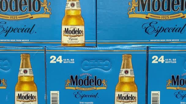 Orlando Usa Července 2021 Panning Cases Modelo Beer Sams Club — Stock video