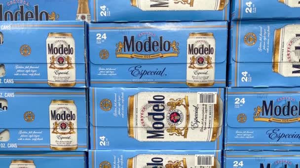 Orlando Eua Julho 2021 Panning Cases Modelo Beer Sams Club — Vídeo de Stock