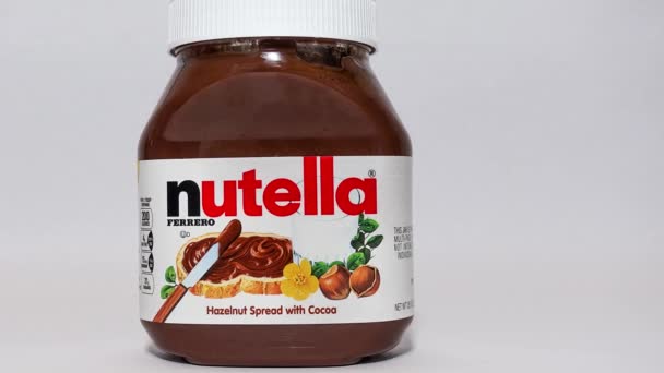 Orlando Usa February 2020 Πάνω Ένα Βάζο Nutella Λευκό Φόντο — Αρχείο Βίντεο