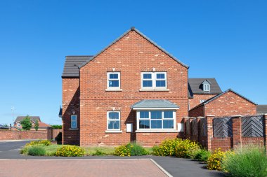 İngilizce müstakil ev görünümü