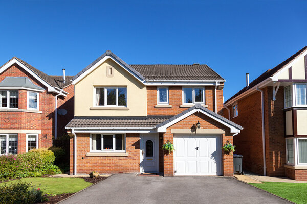 Вид на современные английские дома
