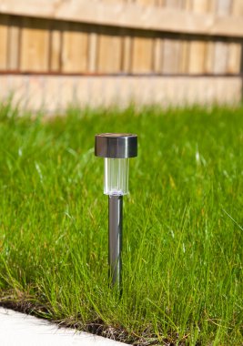 Güneş enerjisi lamba Bahçe