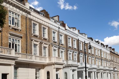 Satır Londra'da tipik evlerin