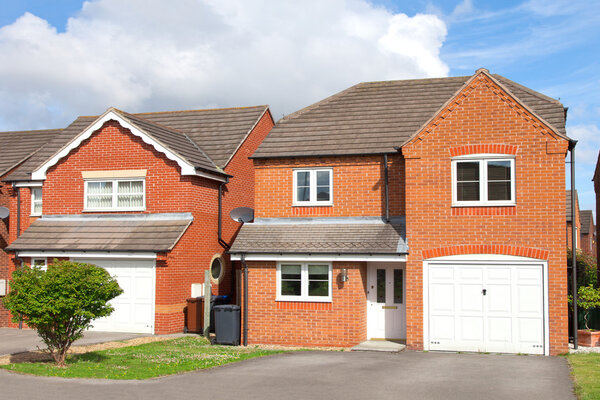 New moden detached houses