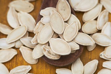 organik kabak çekirdekleri yakın plan detayı