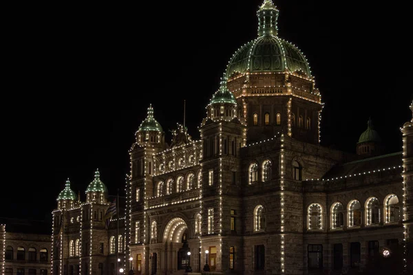 Victoria, BC, Kanada - 3 Nisan 2021 İngiliz Kolumbiyası Yasama Meclisi, Parlamento Binası