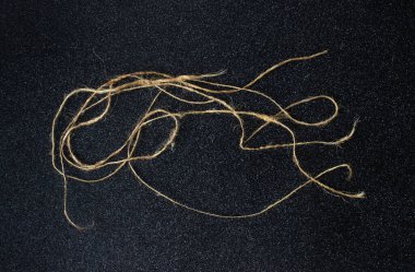 İnen iplik, fiyonklu keten ip 