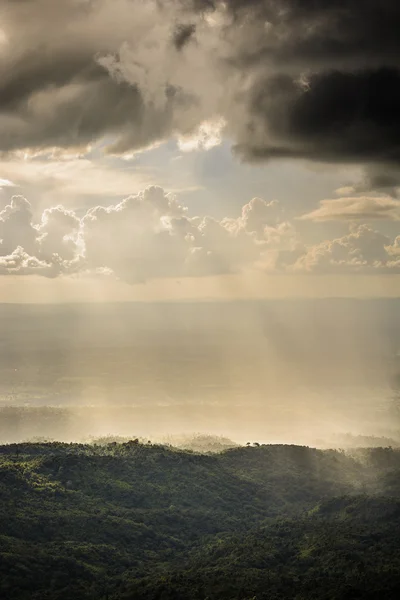 dağlar görünümü