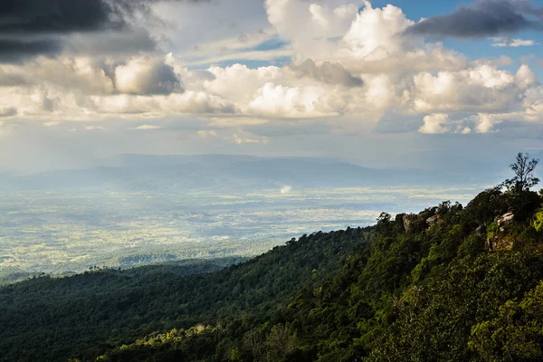 Vistas a las montañas —  Fotos de Stock