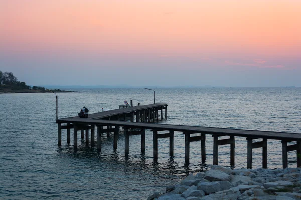 deniz üzerinde gündoğumu