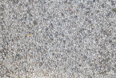 Kaldırım Slovenya 'da küçük yuvarlak çakıl taşlarıyla kaplı