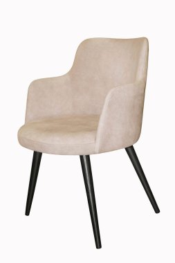 Beyaz arka planda siyah bacaklı krem koltuk. İç öge