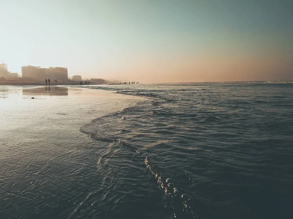 Dünyanın en büyük plajı Bazar 'da.