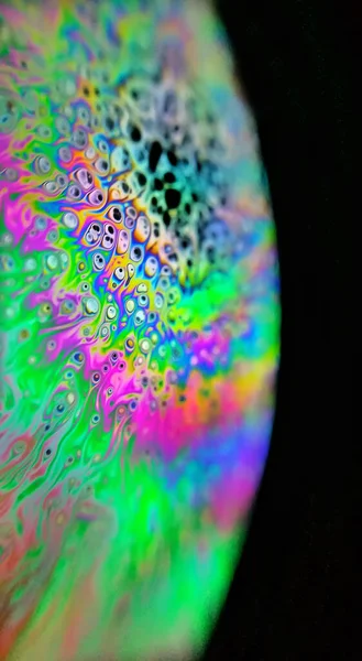 Sabun köpükleri parlak renklere sahip soyut renk arkaplanı