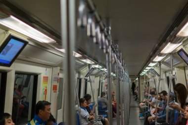 MRT metro treni
