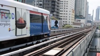 BTS skytrain tren