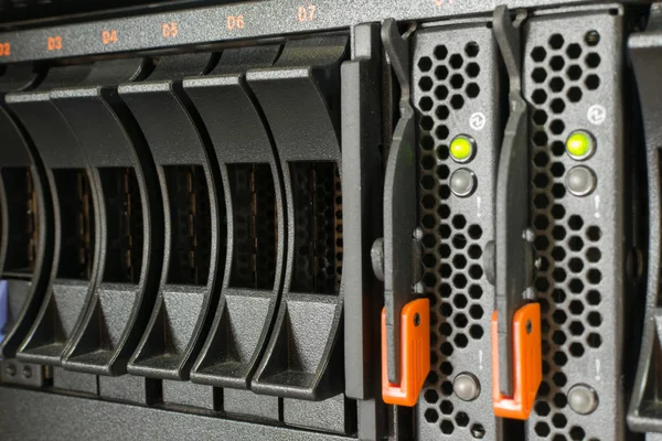 Server och raid storage — Stockfoto