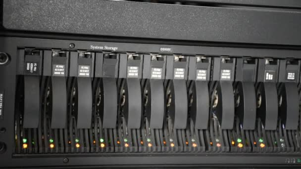 Archiviazione server e raid con stato errore LED non riuscito — Video Stock