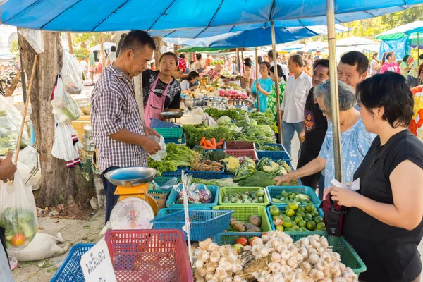 Légumes exotiques thaïlandais sur le marché — Photo