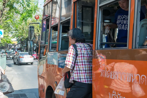 Bus in Bangkok Thailand — Stockfoto