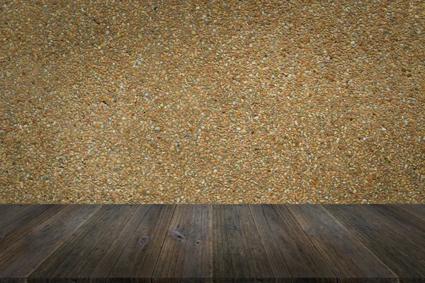 Настенная поверхность с деревянной террасой — стоковое фото