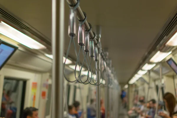 MRT tunnelbanetåg — Stockfoto