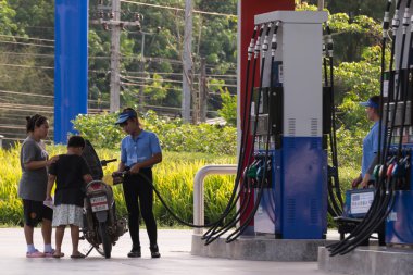 Petrol benzin istasyonu